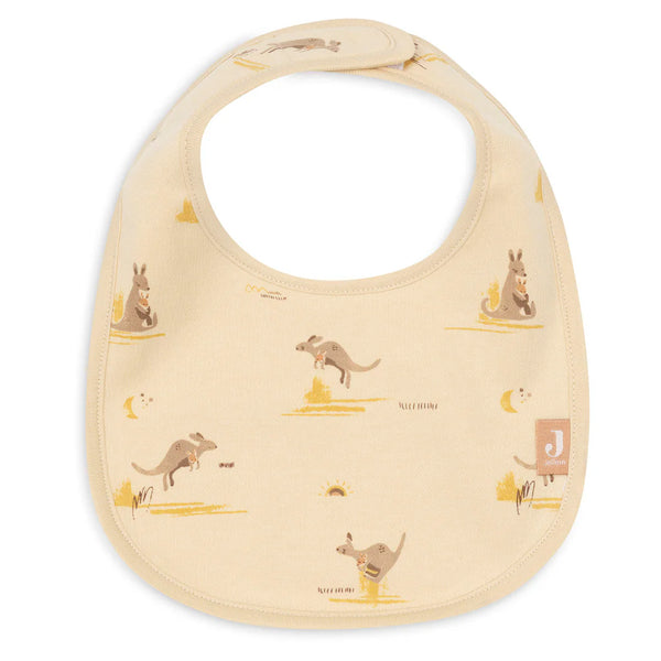 Lot de 5 bavoirs imperméables bébé avec velcro facile. Protégez les vêtements et facilitez l’habillage. Motifs Kangourous colorés et tendance, lavables à 40 °C.