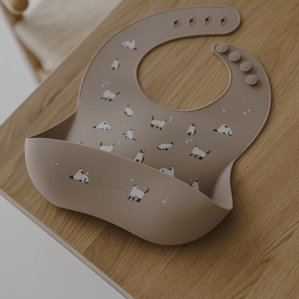 Bavoir en silicone – Minouche Taupe