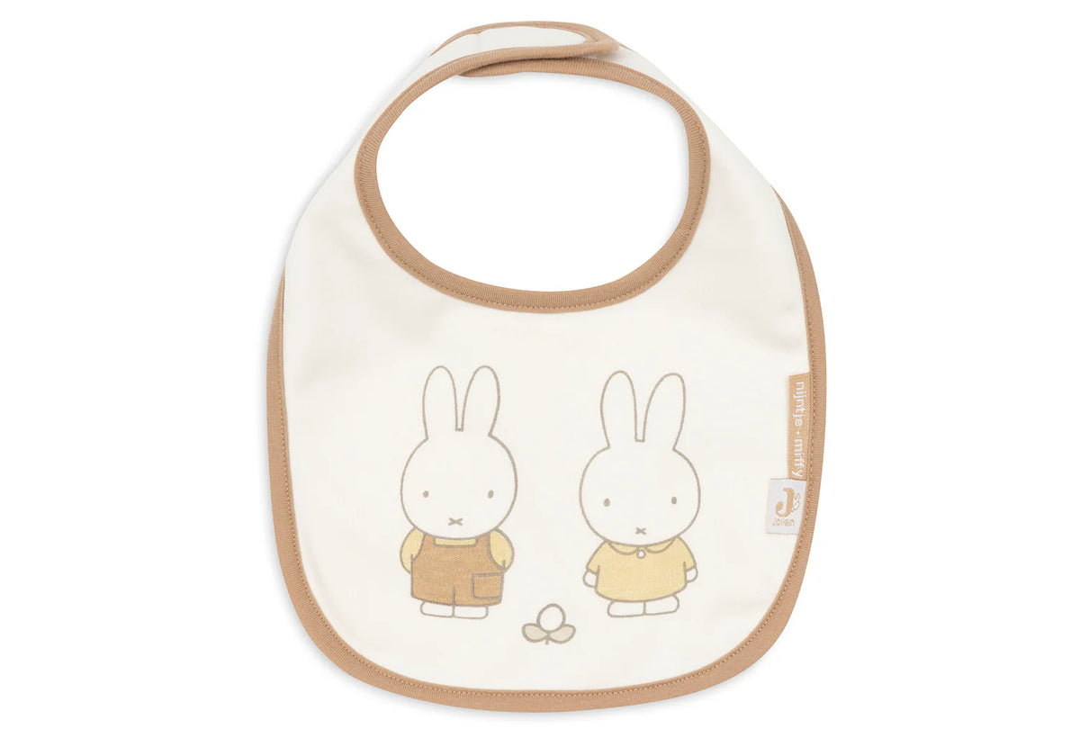 Lot de 5 bavoirs bébé imperméables Miffy Family Farm avec velcro pratique. Protégez les vêtements de bébé et facilitez les repas. Motifs colorés et adorables.