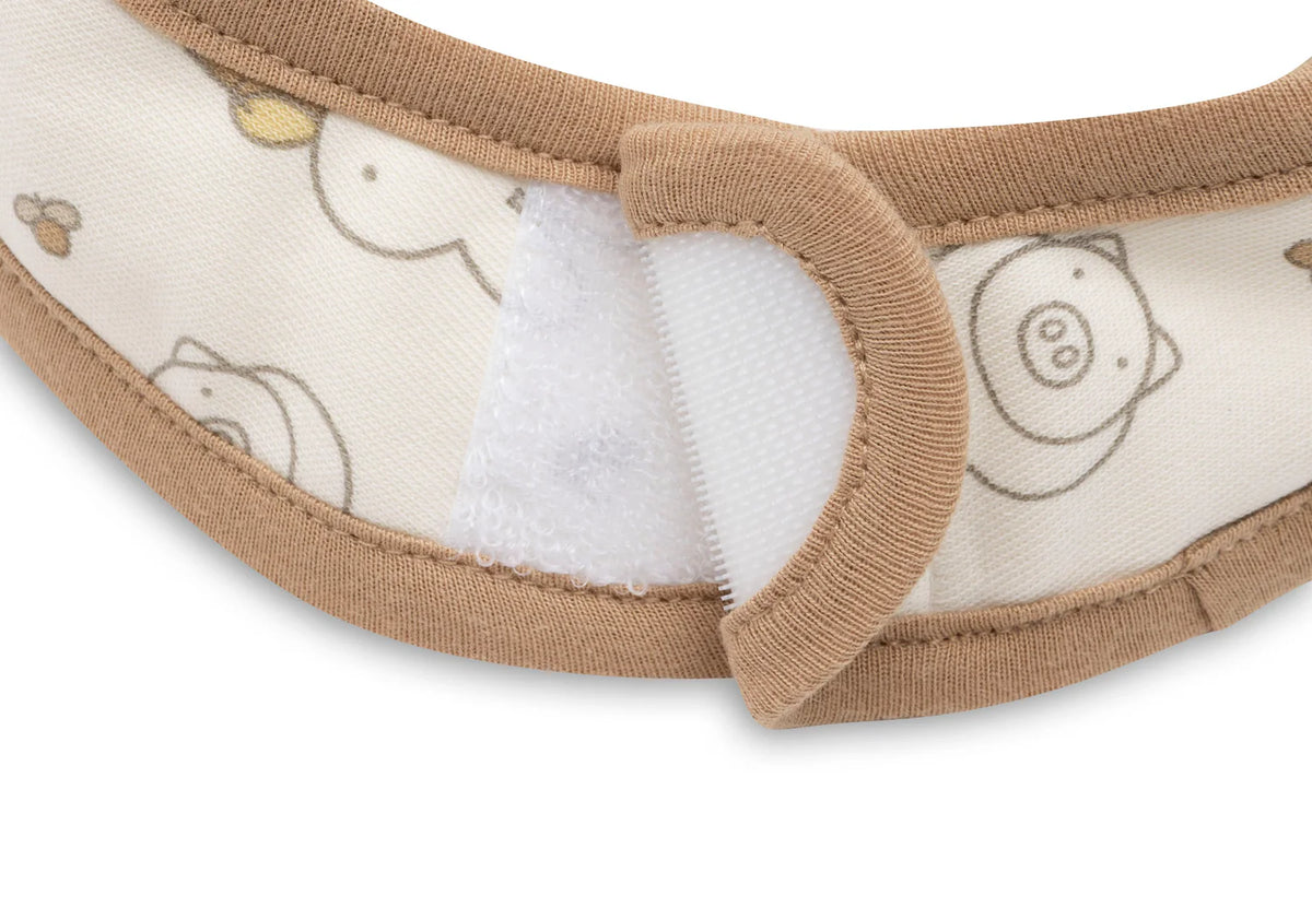 Lot de 5 bavoirs bébé imperméables Miffy Family Farm avec velcro pratique. Protégez les vêtements de bébé et facilitez les repas. Motifs colorés et adorables.