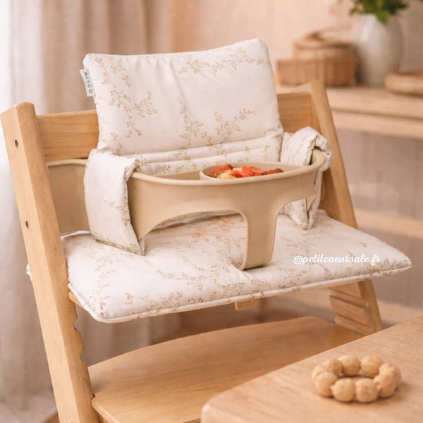 coussin pour chaise haute adaptée à bébé
