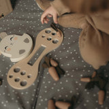 Offrez à votre enfant l’Échelle de Lapin 🐇, un puzzle en bois Montessori sûr et éducatif pour développer motricité, équilibre et créativité dès 3 ans.