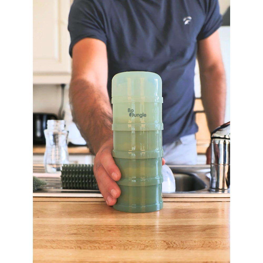 Distributeur de lait en poudre bébé avec bec verseur