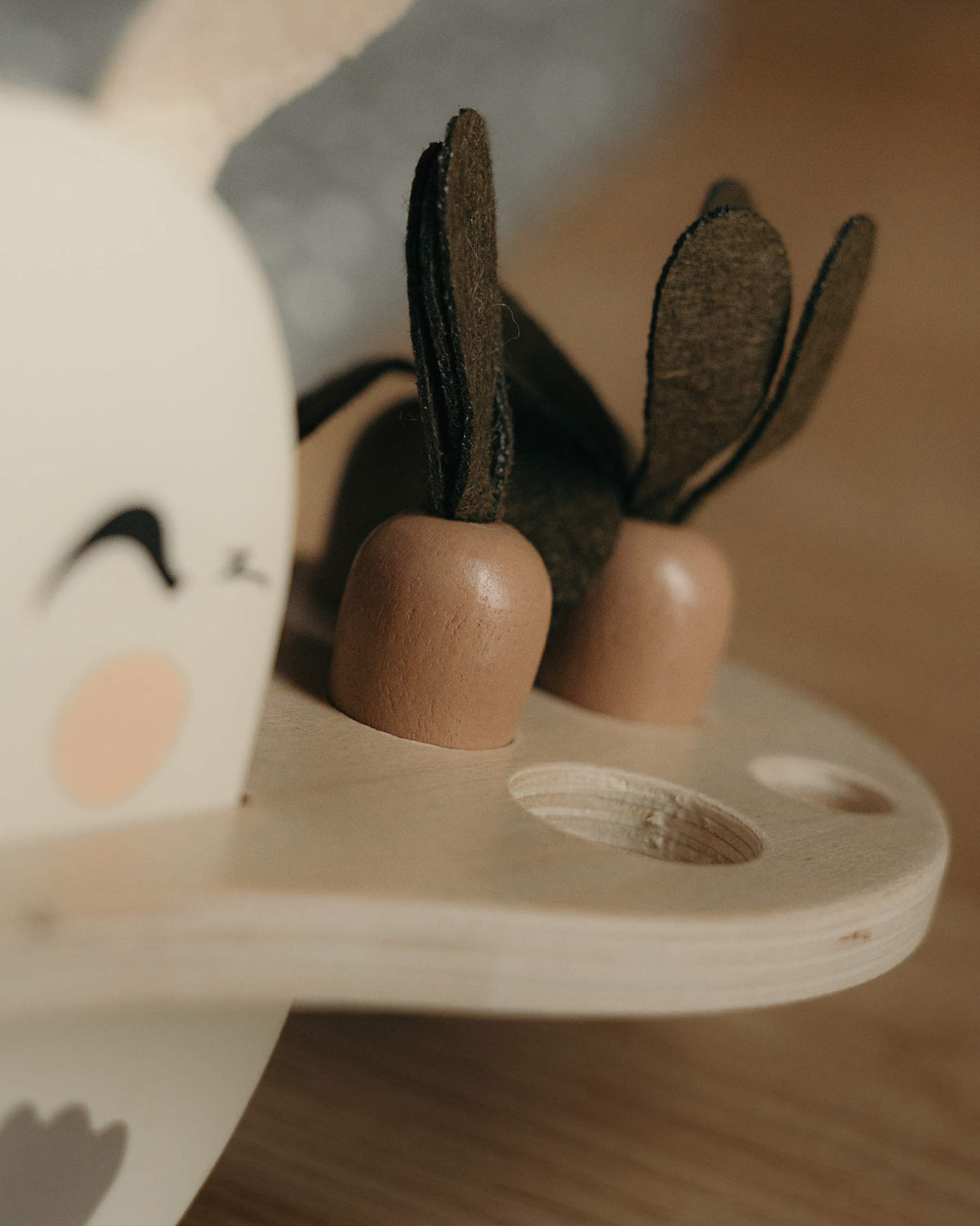 Offrez à votre enfant l’Échelle de Lapin 🐇, un puzzle en bois Montessori sûr et éducatif pour développer motricité, équilibre et créativité dès 3 ans.