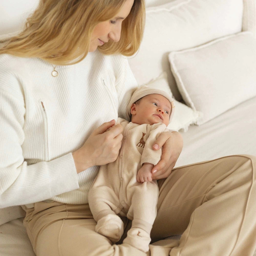 Ensemble de naissance beige 1 mois - Sophie la girafe© TROIS KILOS SEPT
