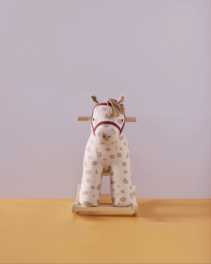 Cheval à bascule Dotty beige à taches – jouet d’éveil dès 18 mois