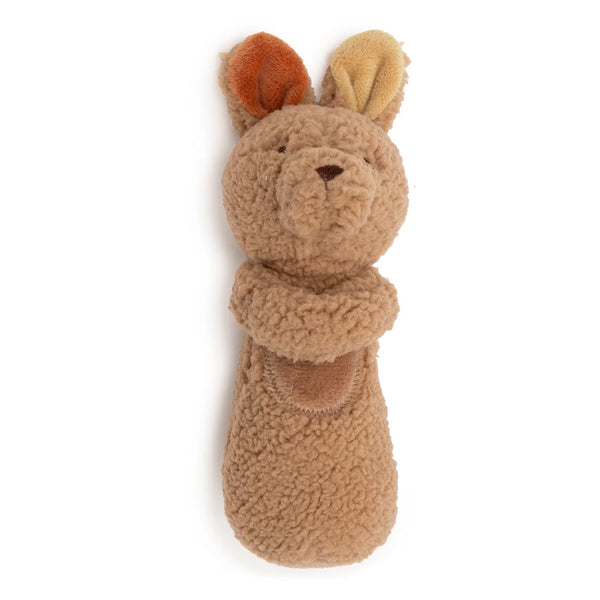 Hochet bébé kangourou tout doux avec grelot. Léger, facile à attraper, idéal pour l’éveil sensoriel et la motricité dès la naissance.