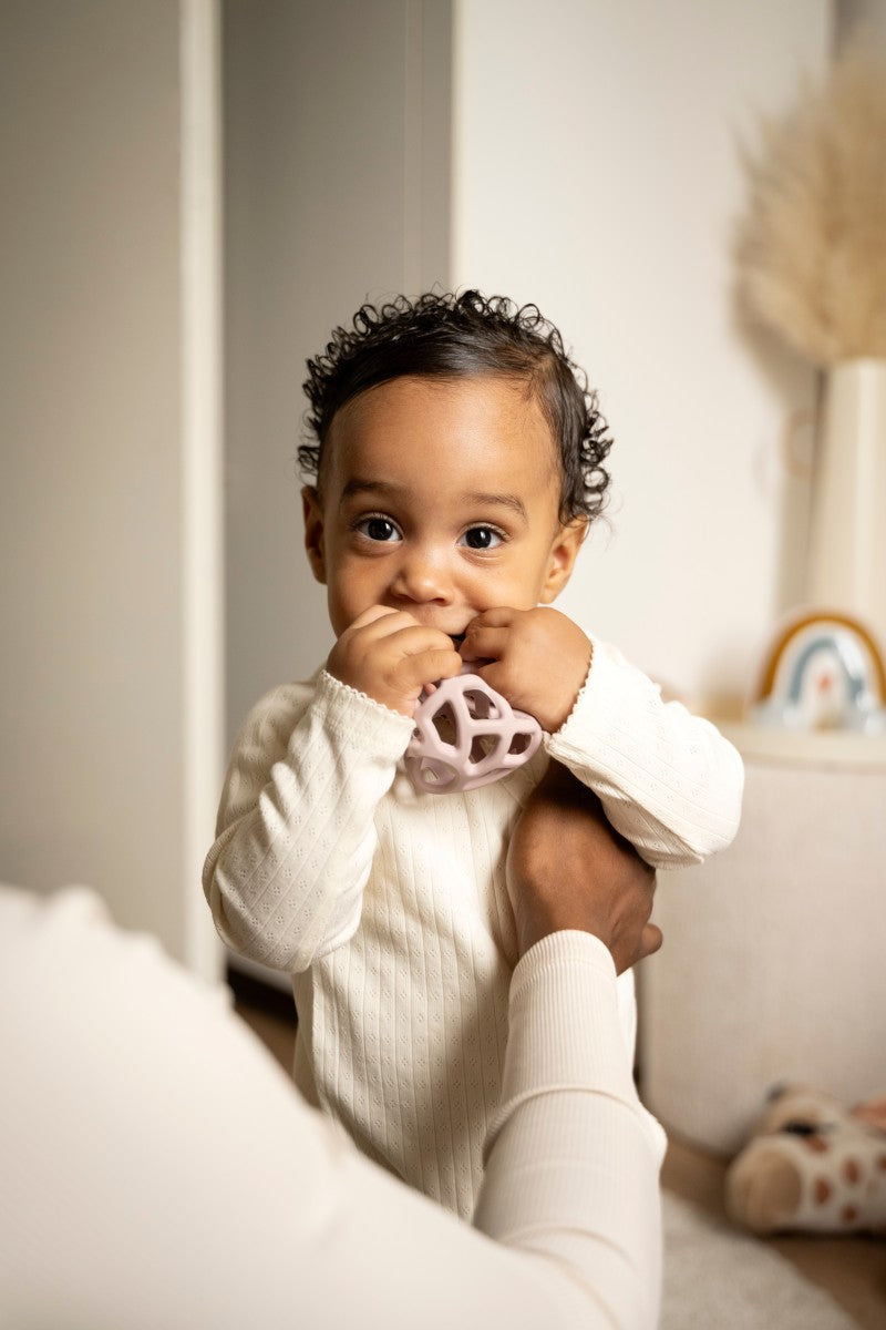 Jouet Balle Silicone – Lot de 2 balles en silicone vieux rose et warm linen BABY'S ONLY