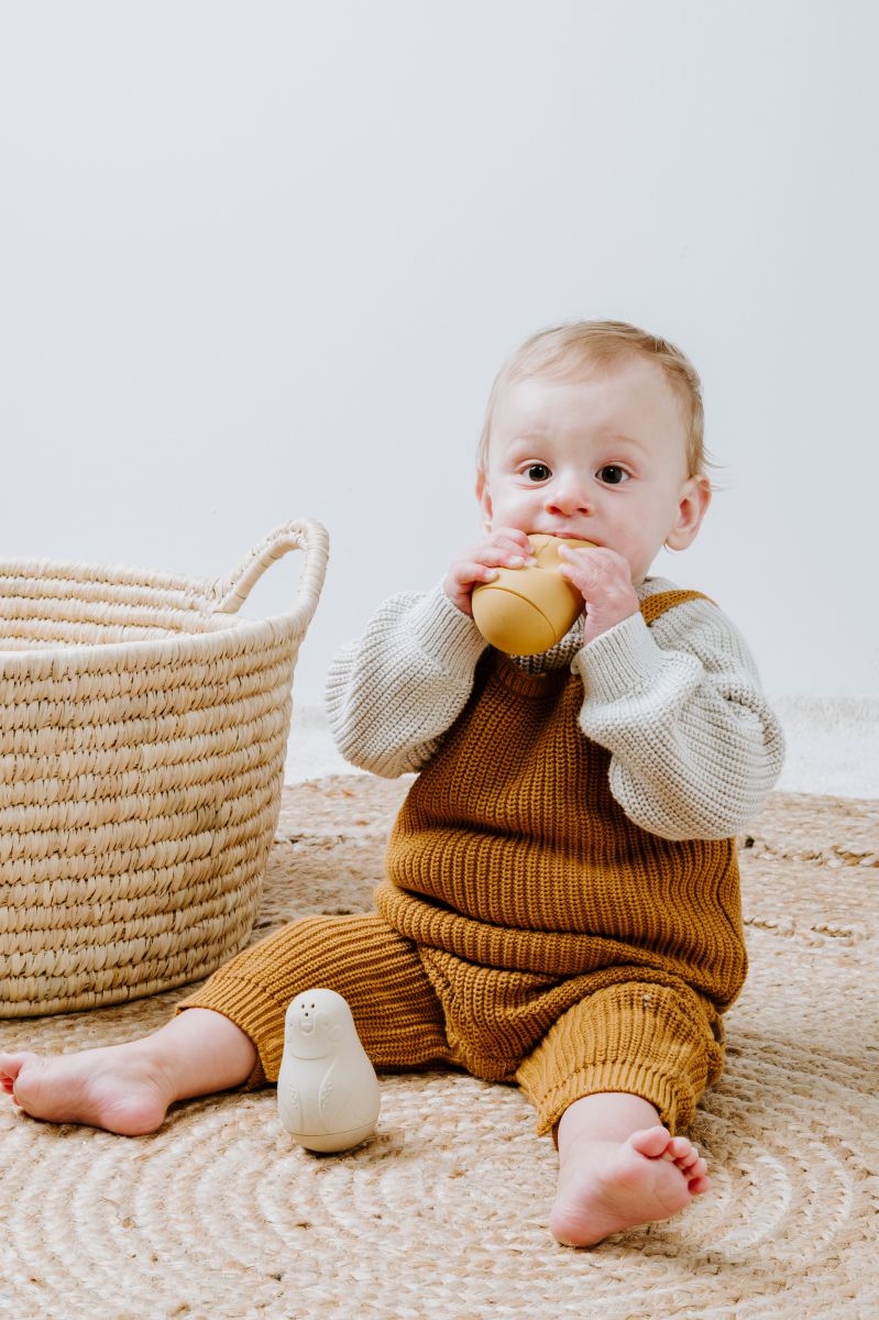 Jouets de Bain Pingouins Arroseurs – Ocre & Warm Linen | Lot de 2 en Silicone BABY'S ONLY