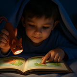 Lampe torche enfant renard rechargeable USB-C. Lumière douce réglable idéale pour histoires du soir et aventures dès 3 ans.