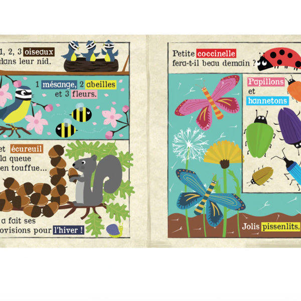 Bébé manipulant journal en tissu forêt, exploration tactile sécurisée