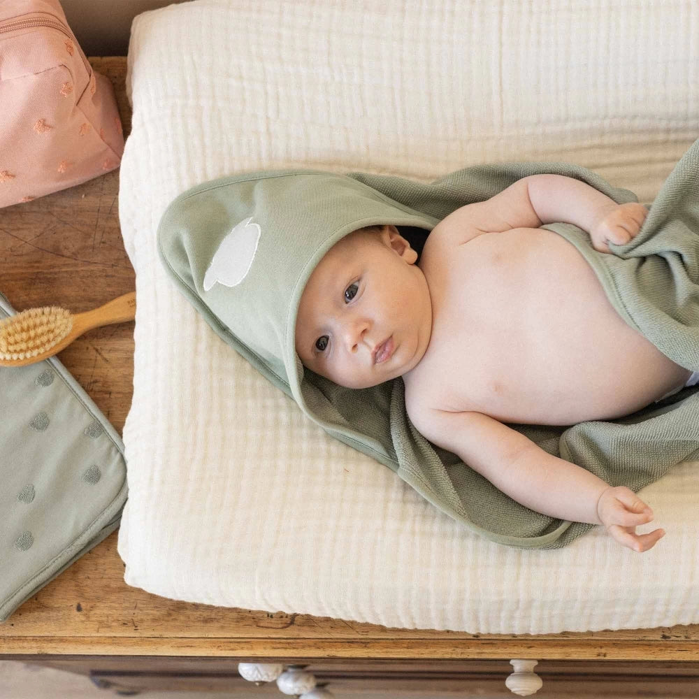 Sortie de bain bébé – Lot de 2 capes de bain avec capuche Vert ourson TROIS KILOS SEPT