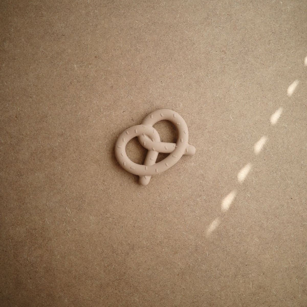 Anneau de dentition bretzel mushie