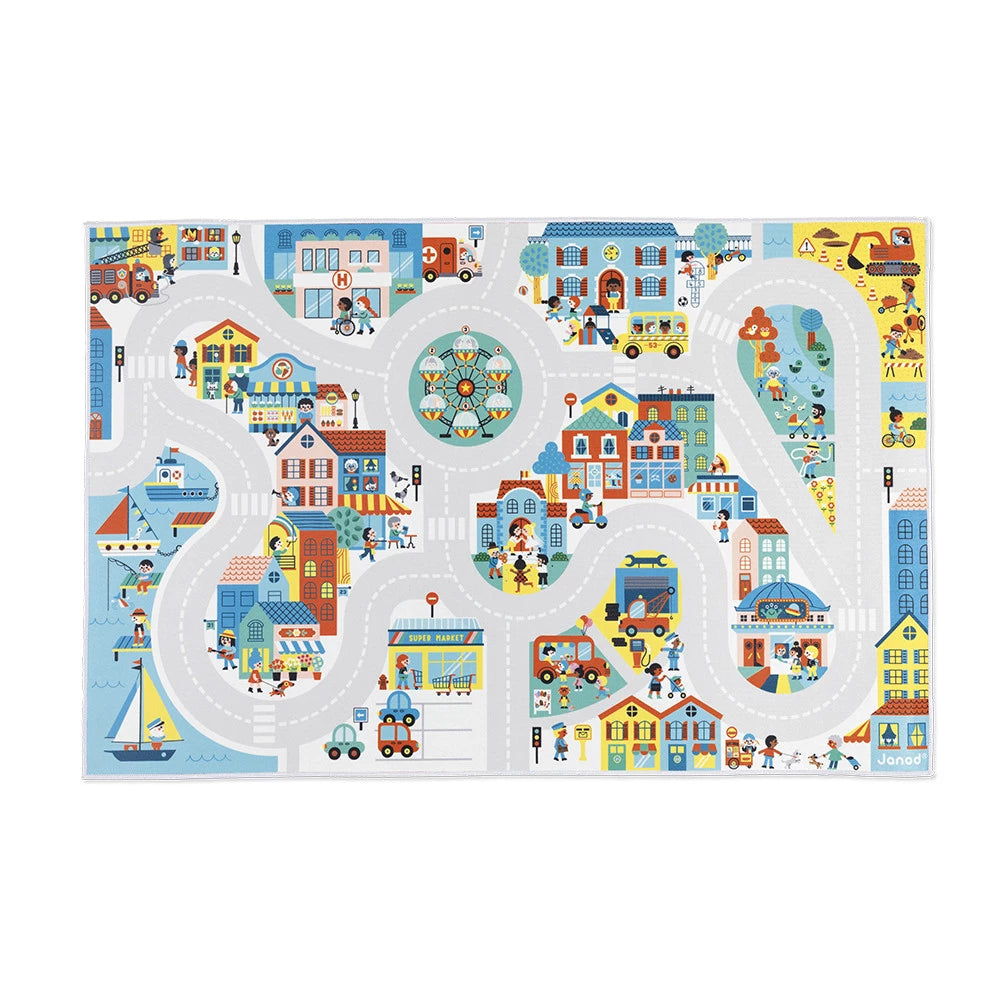 Découvrez le tapis de jeu Ville Cross Roads 🏙️. Un univers urbain plein de détails pour stimuler l’imagination et jouer avec ses petites voitures dès 2 ans !