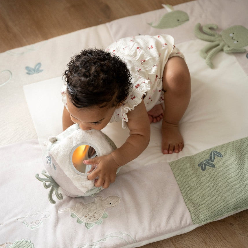 Tapis de parc Animals vert et beige – 75x95 cm BABY'S ONLY