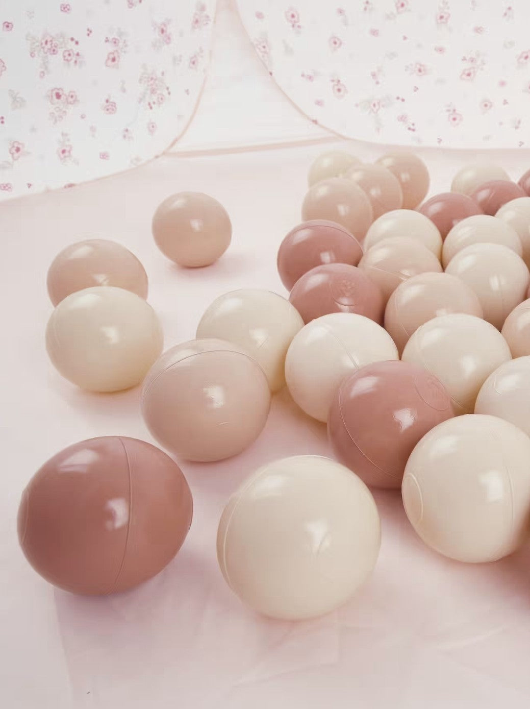 Tente de jeu à balles enfant Dreamy Flowers BIECO