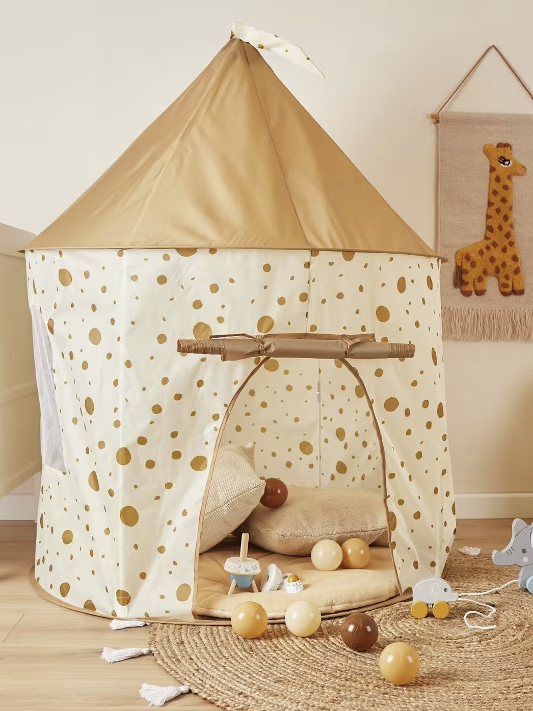 Tente de jeu bébé Pop-Up Dots – Beige caramel BIECO