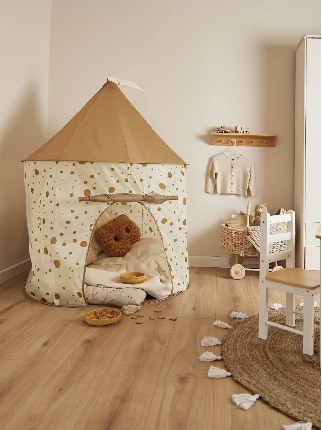 Tente de jeu bébé Pop-Up Dots – Beige caramel BIECO