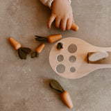 Offrez à votre enfant l’Échelle de Lapin 🐇, un puzzle en bois Montessori sûr et éducatif pour développer motricité, équilibre et créativité dès 3 ans.