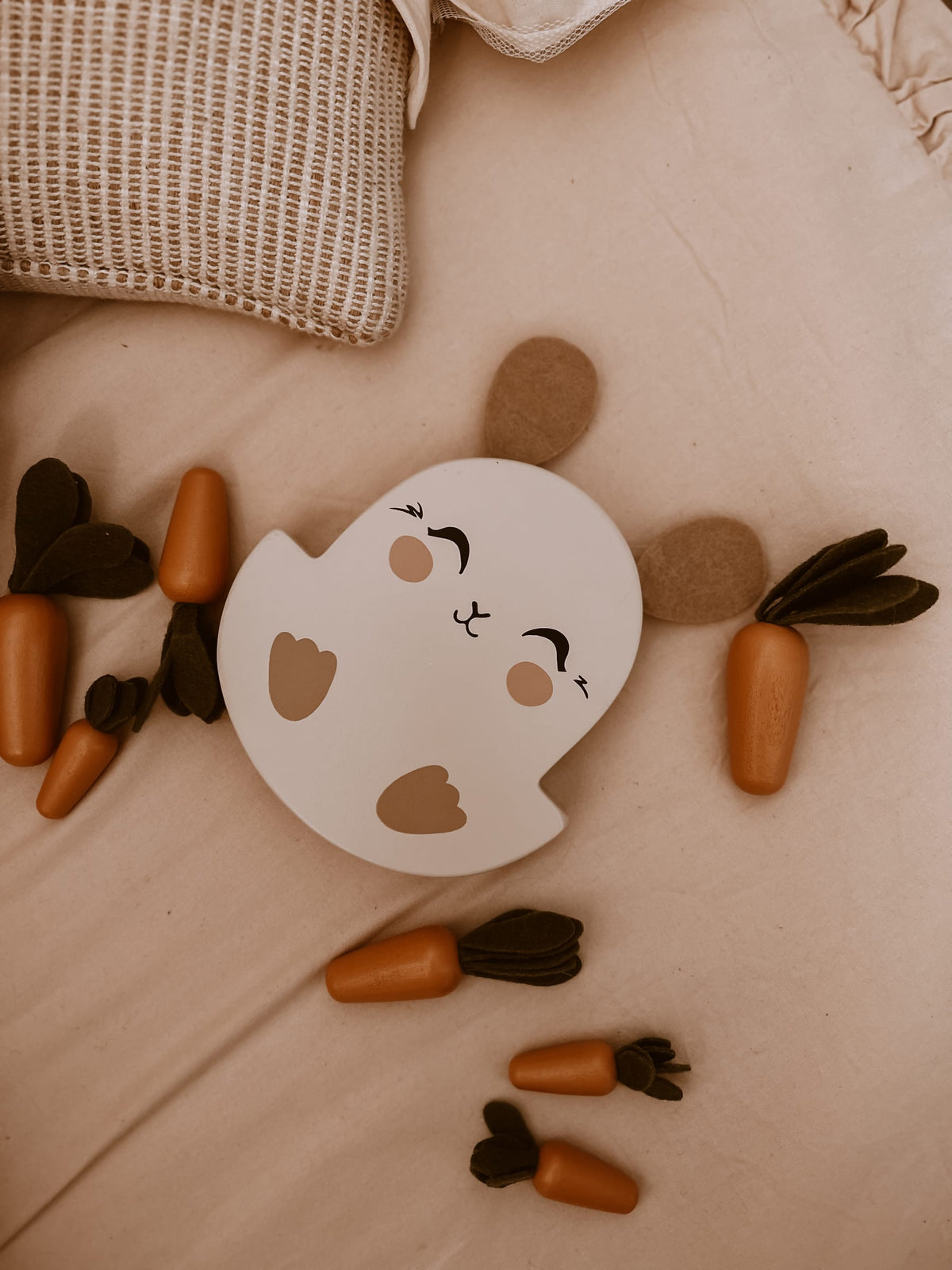 Offrez à votre enfant l’Échelle de Lapin 🐇, un puzzle en bois Montessori sûr et éducatif pour développer motricité, équilibre et créativité dès 3 ans.