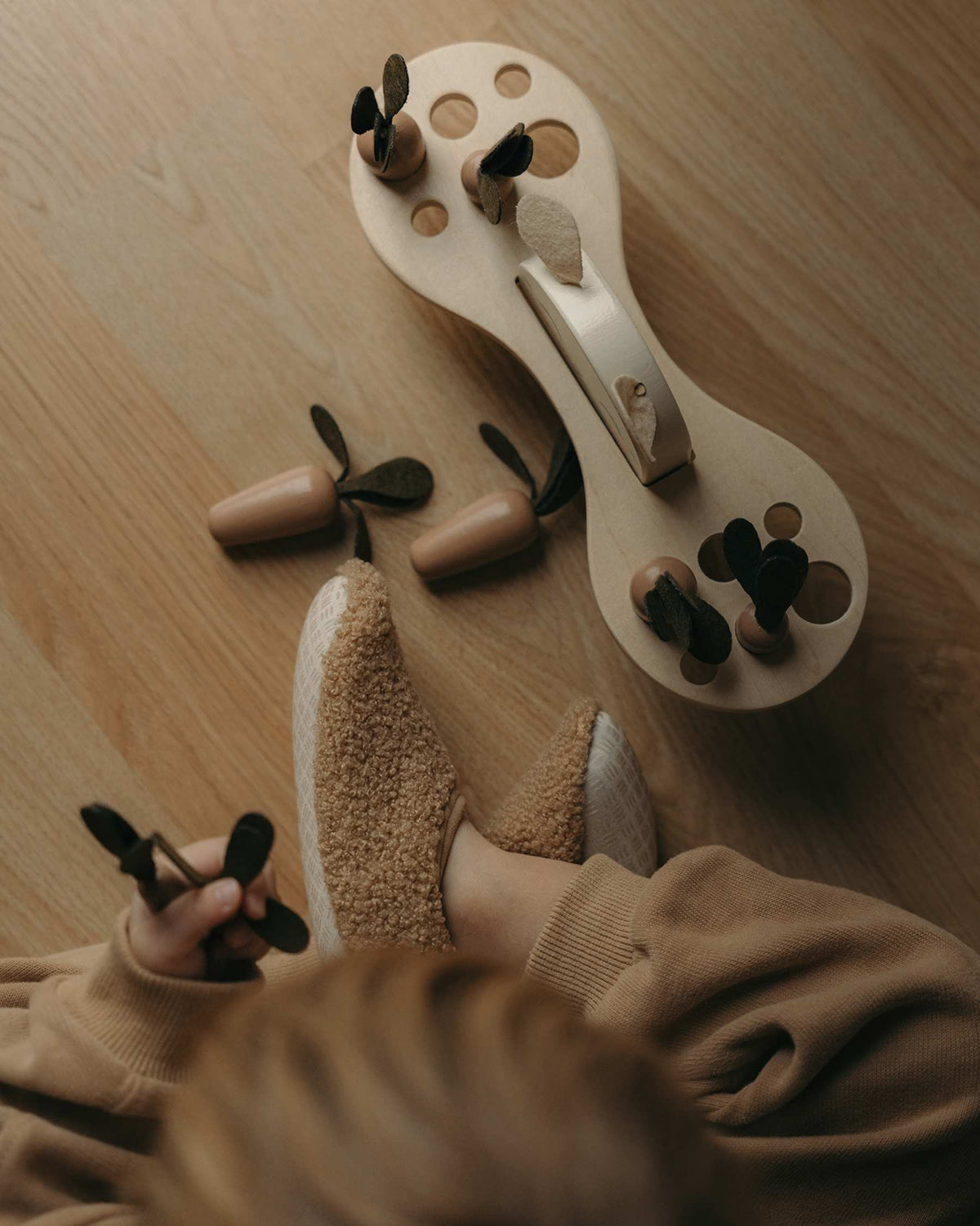 Offrez à votre enfant l’Échelle de Lapin 🐇, un puzzle en bois Montessori sûr et éducatif pour développer motricité, équilibre et créativité dès 3 ans.